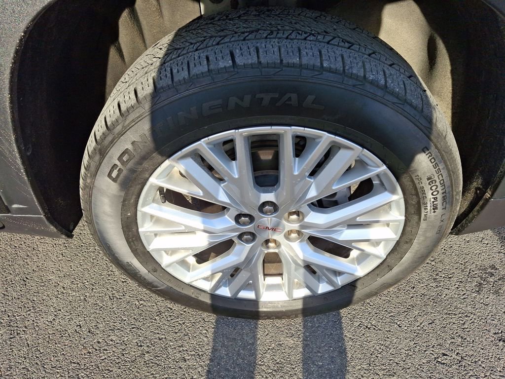 Used 2024 GMC Acadia Elevation image 33