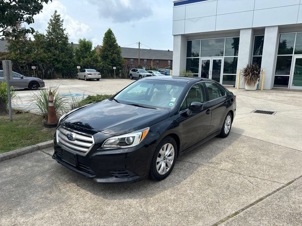 Used 2015 Subaru Legacy 2.5i Premium AWD/4WD image 3