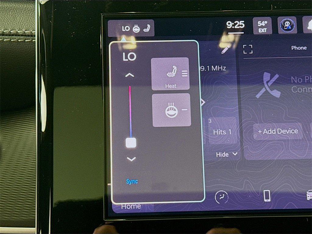 New 2025 Jeep Grand Cherokee Altitude image 22