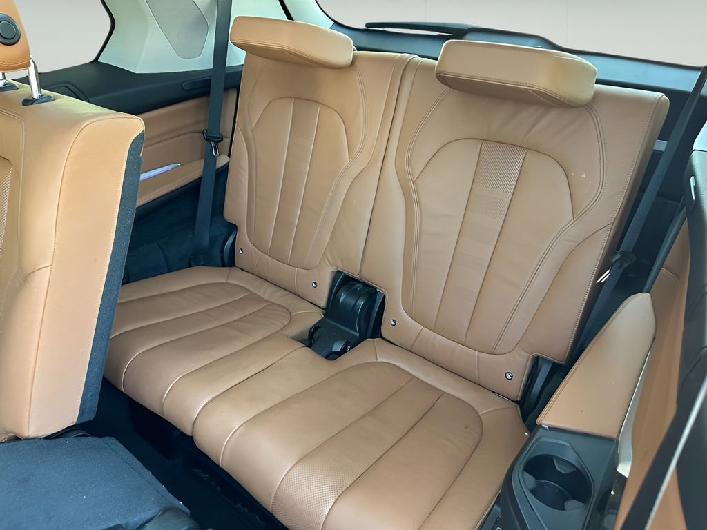 Used 2019 BMW X7 xDrive40i w/ Premium Package image 32