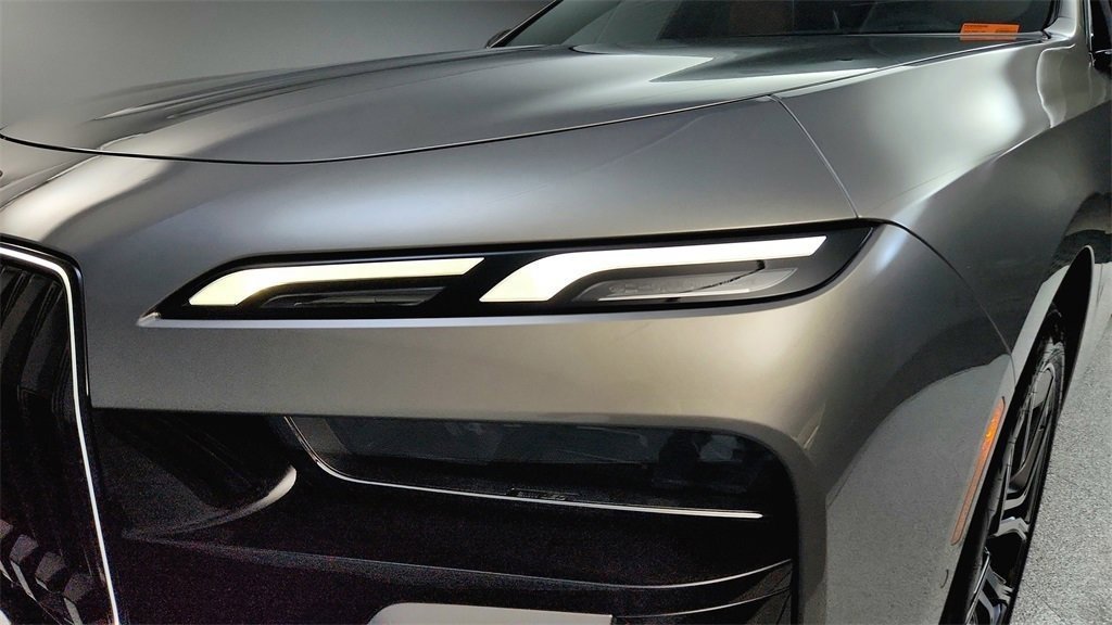 New 2026 BMW 740i xDrive image 30