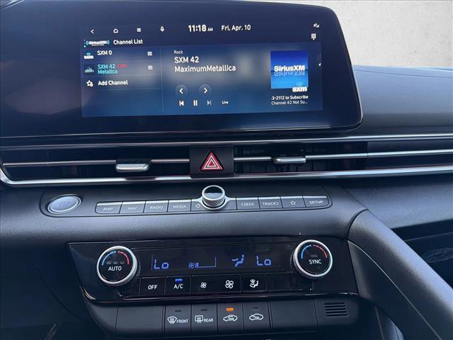Used 2024 Hyundai Elantra SEL FWD image 18