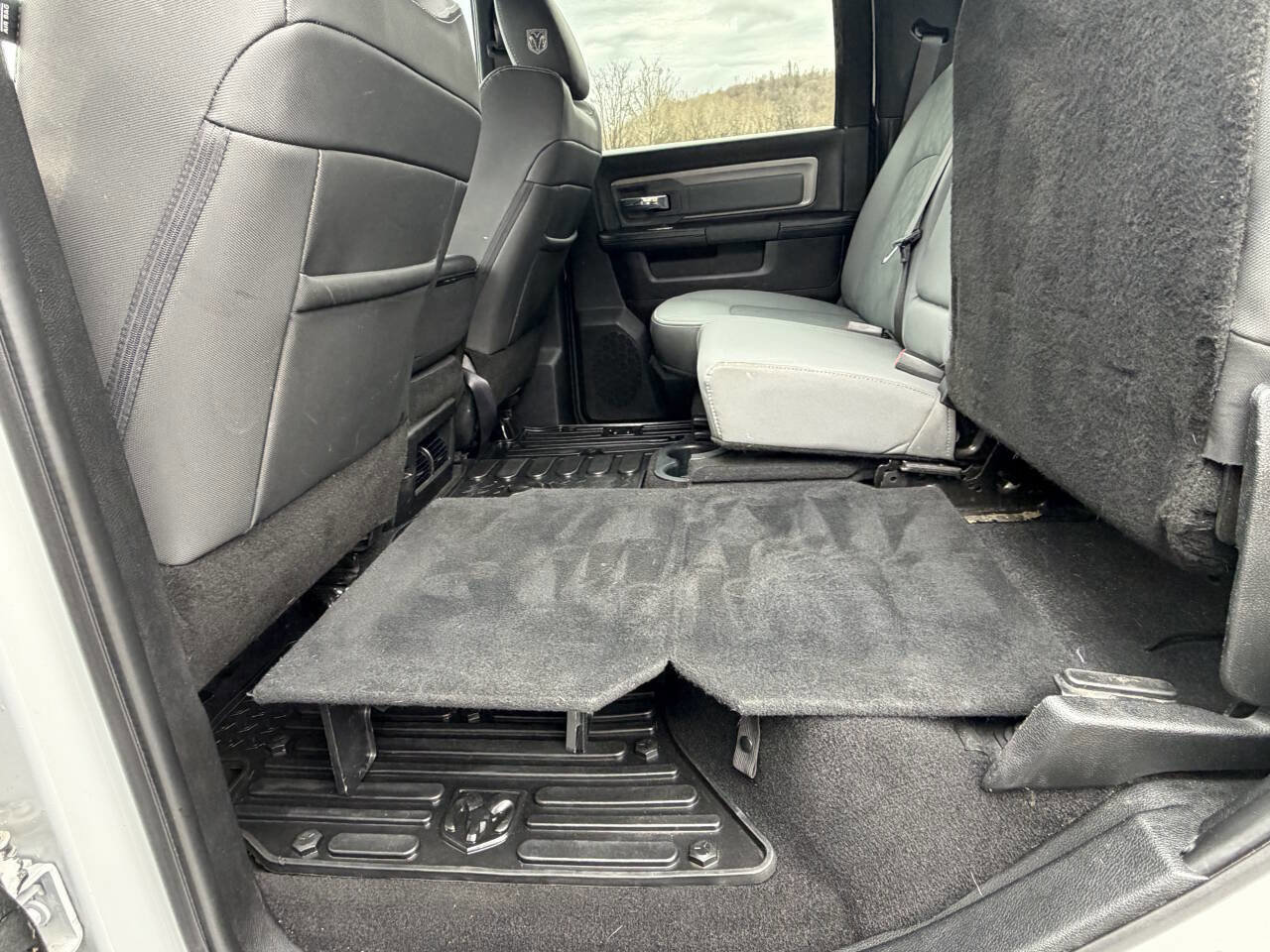 Used 2018 RAM 2500 Power Wagon w/ Luxury Group image 31