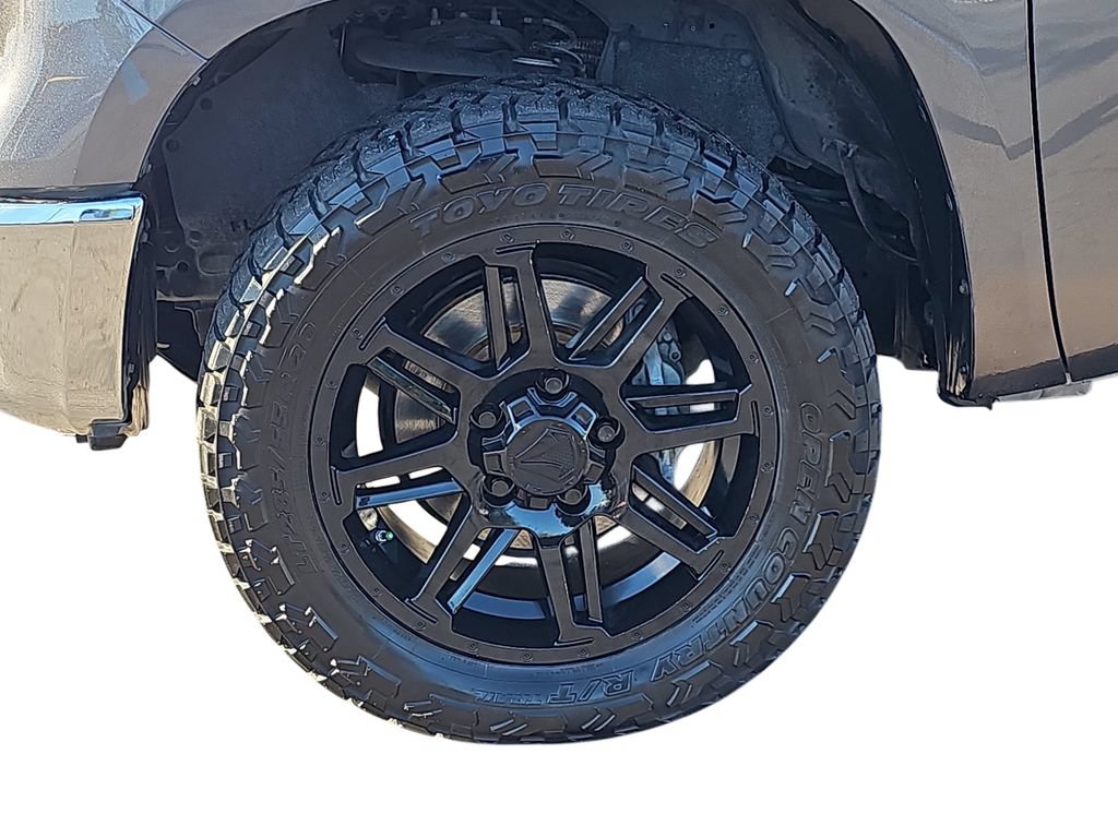 Used 2019 Toyota Tundra SR5 AWD/4WD image 29