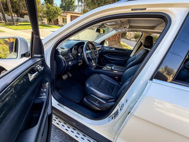 Used 2016 Mercedes-Benz GLE 400 4MATIC image 5