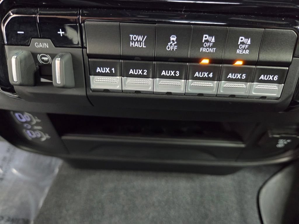 Used 2025 RAM 2500 Tradesman AWD/4WD image 36