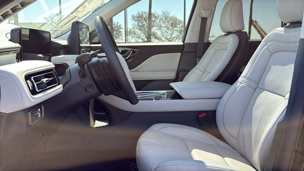 New 2026 Lincoln Aviator Reserve RWD image 21