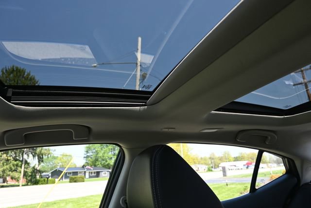 Used 2023 Nissan Maxima SL FWD image 34