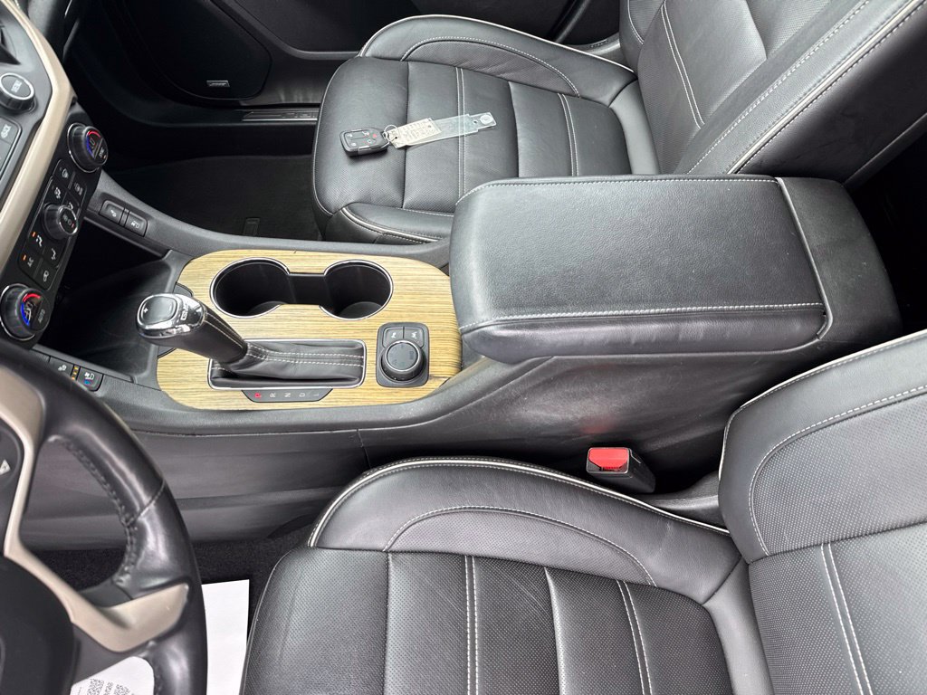 Used 2019 GMC Acadia Denali AWD/4WD image 25