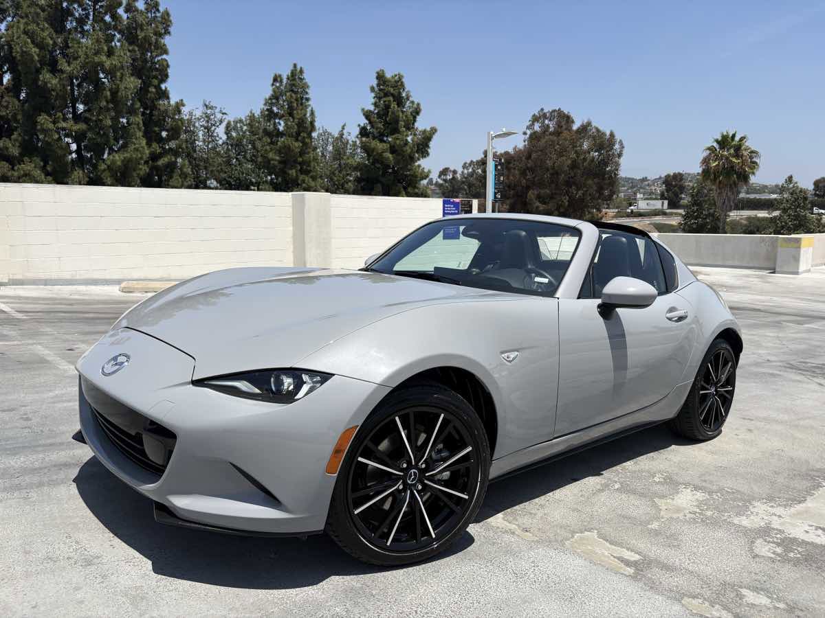 Used 2026 MAZDA MX-5 Miata RF Grand Touring RWD image 3