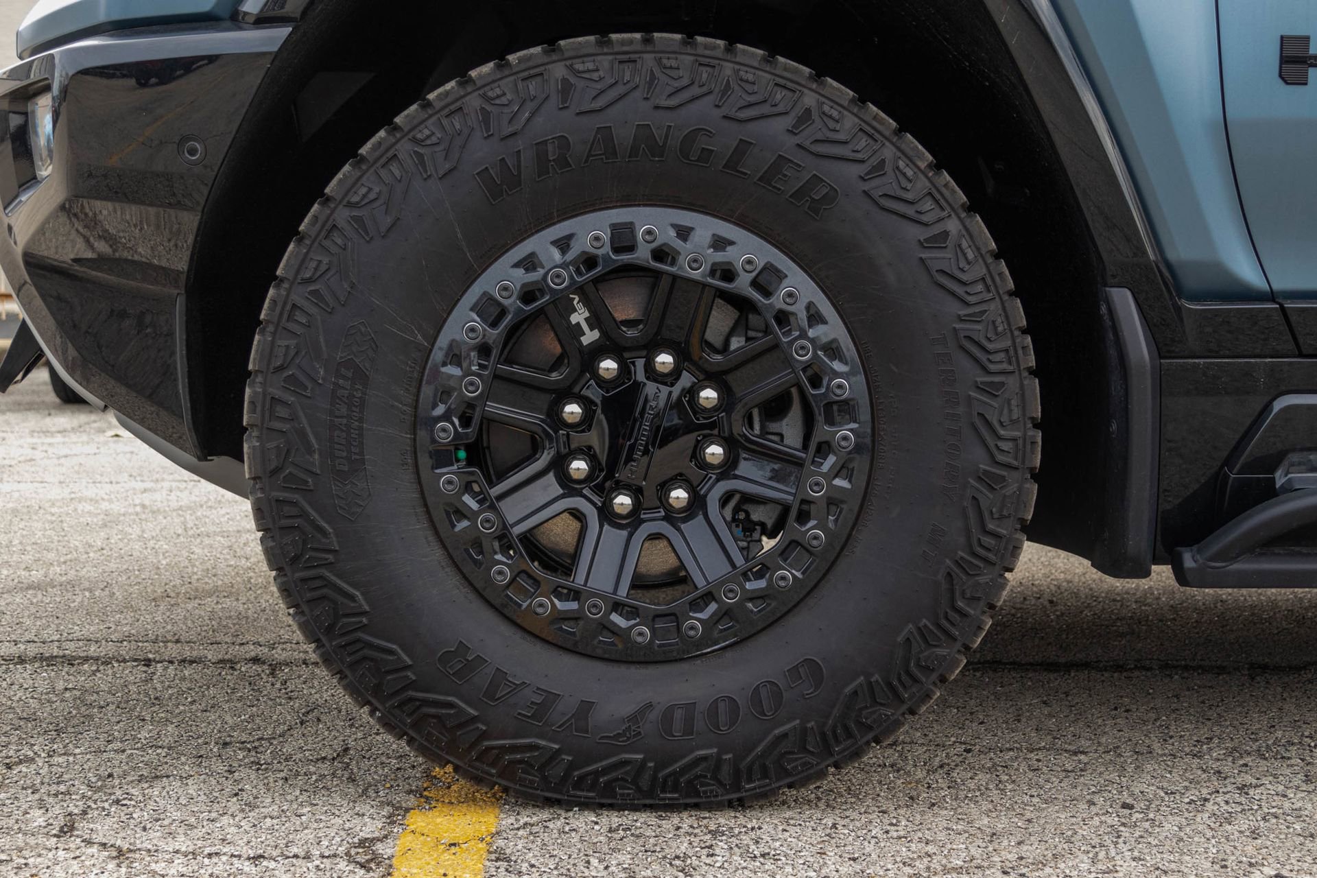 Used 2024 GMC Hummer EV 3X w/ Omega Edition image 46