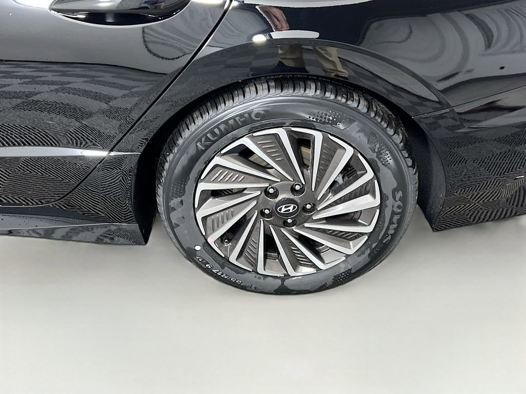 New 2026 Hyundai Sonata Limited image 26