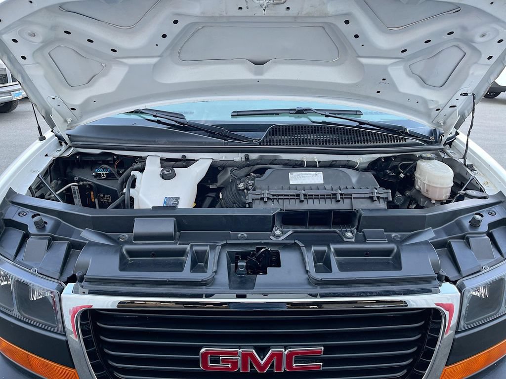Used 2024 GMC Savana 2500 w/ Driver Convenience Package RWD image 28