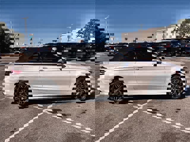 Used 2020 Mercedes-Benz C 300 4MATIC Cabriolet image 7