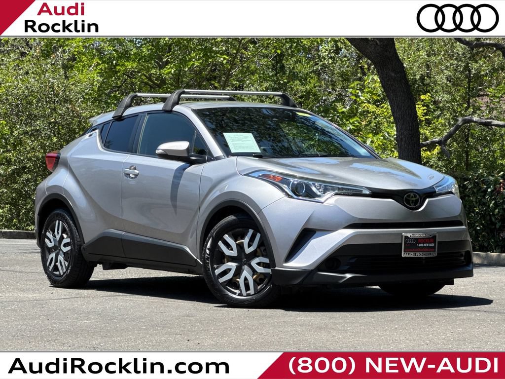 Used 2019 Toyota C-HR LE FWD image 1