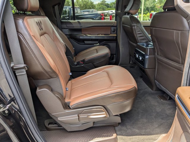 Used 2024 Ford Expedition Max King Ranch AWD/4WD image 17