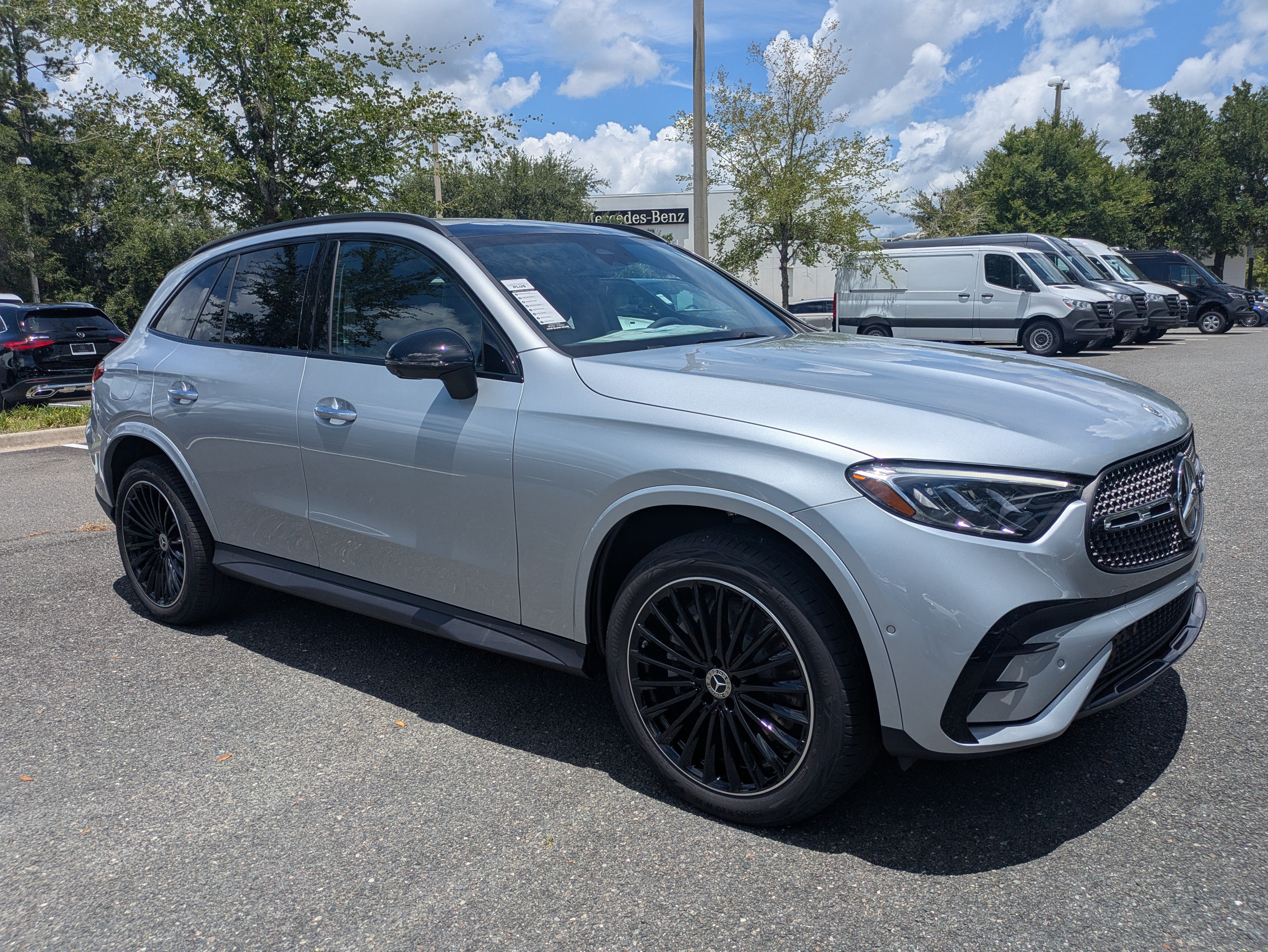 New 2026 Mercedes-Benz GLC 300 4MATIC image 2