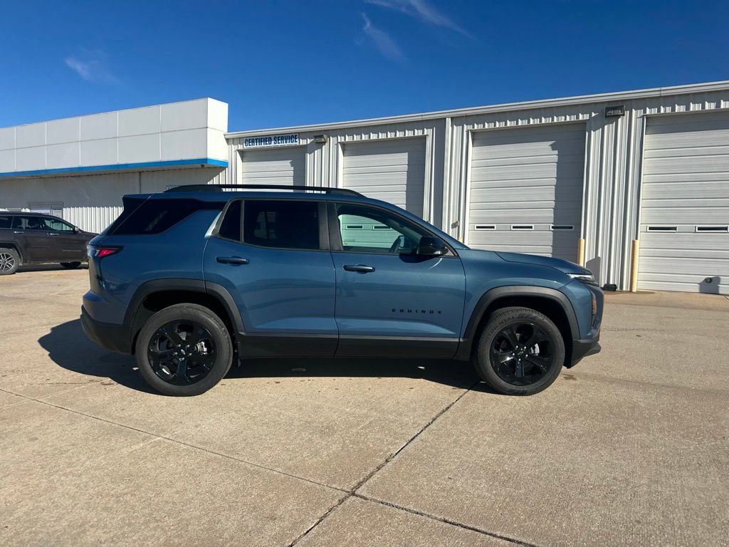 New 2026 Chevrolet Equinox LT w/ Convenience Package II image 2
