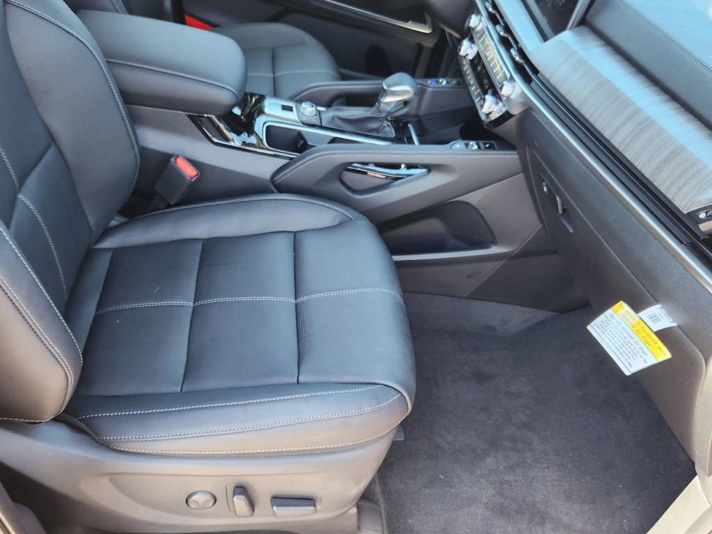 New 2025 Kia Telluride EX w/ EX Captain's Chair Package image 15