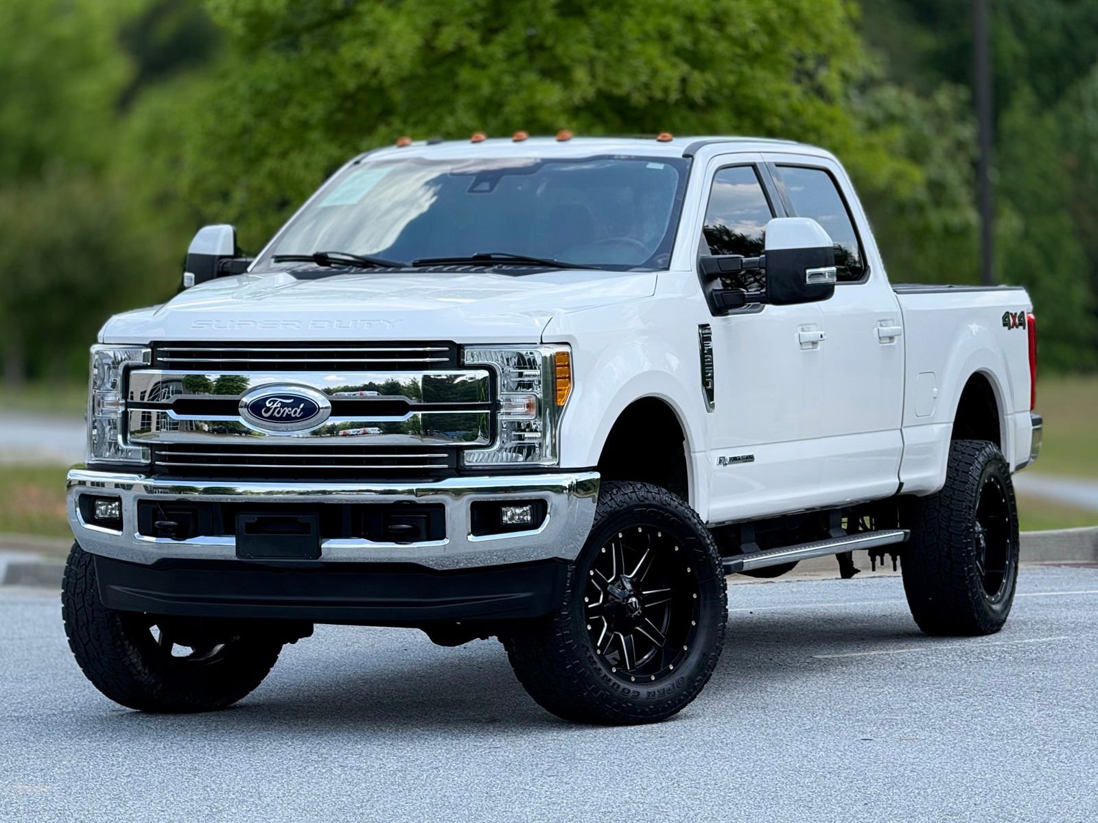 Used 2017 Ford F250 Lariat w/ Lariat Ultimate Package AWD/4WD image 8