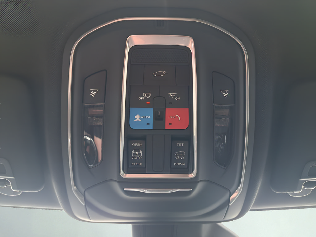 New 2026 Jeep Grand Cherokee Laredo X AWD/4WD image 32