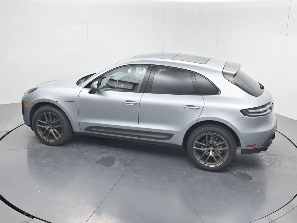 Used 2024 Porsche Macan Turbo AWD/4WD image 52