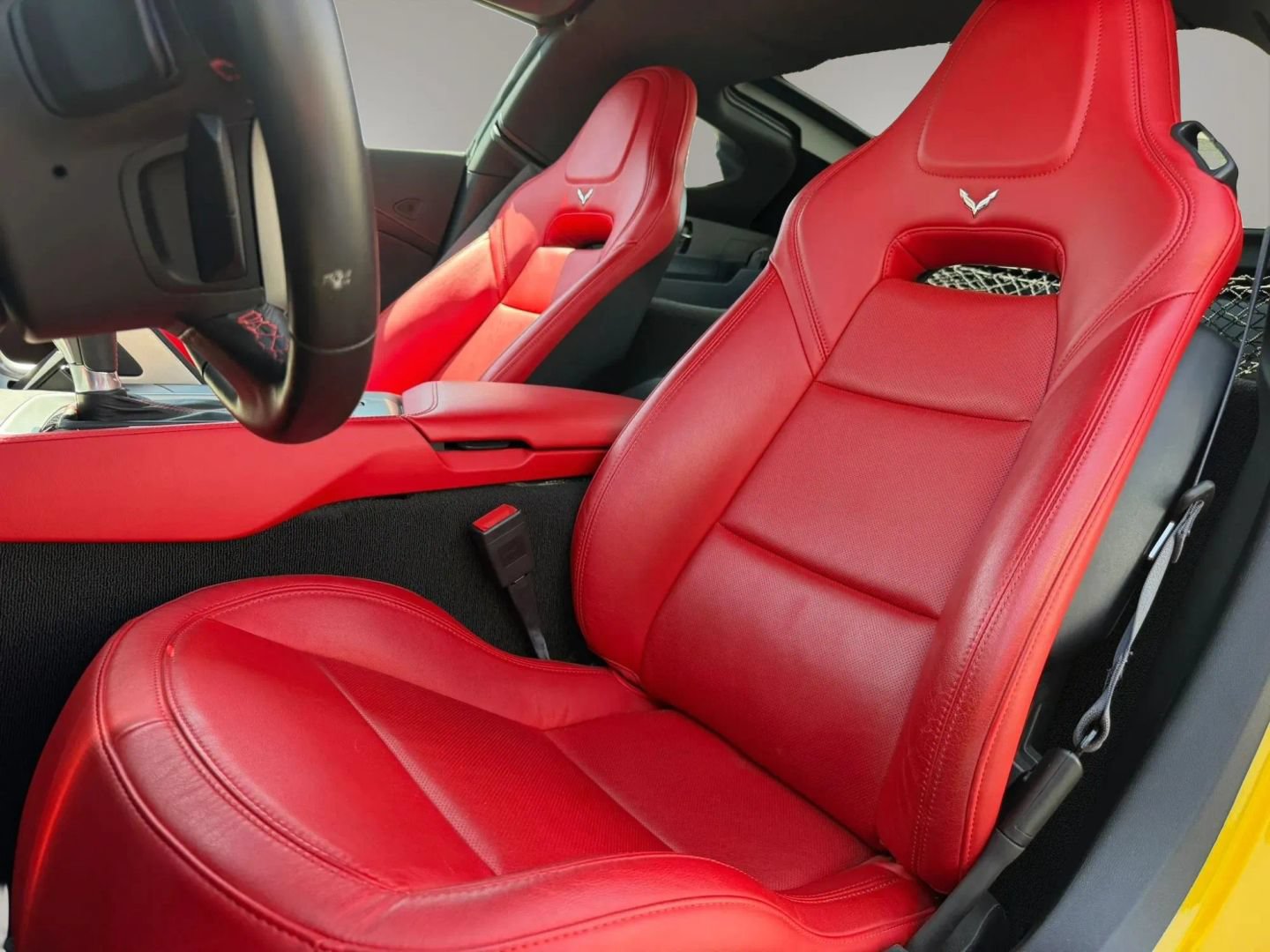 Used 2014 Chevrolet Corvette Stingray Coupe w/ 2LT Preferred Equipment Group RWD image 10
