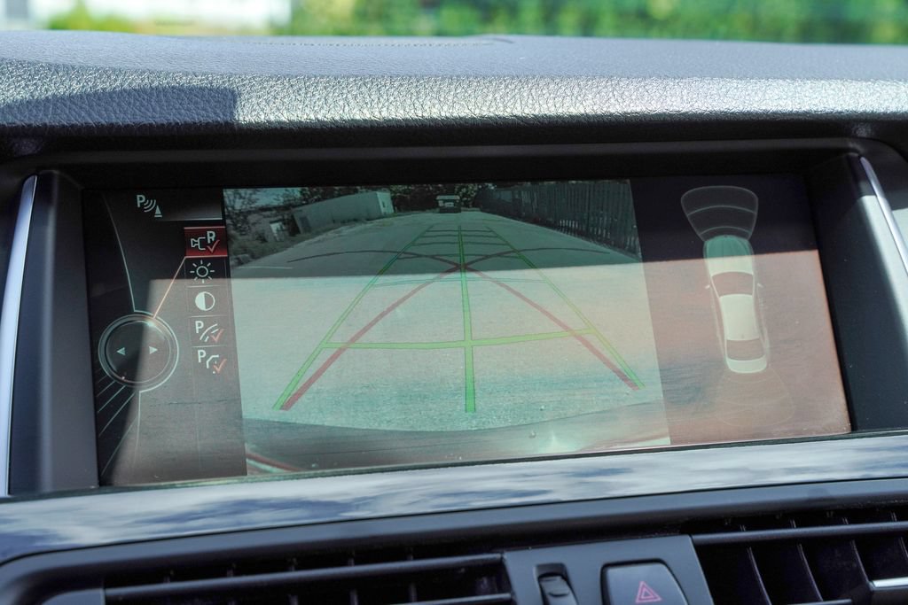Used 2014 BMW 528i Sedan RWD image 18