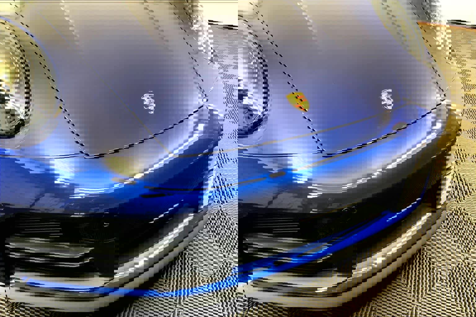 Used 2025 Porsche 911 Carrera T image 34