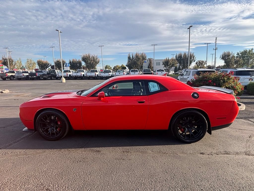 Used 2016 Dodge Challenger SRT Hellcat RWD image 6