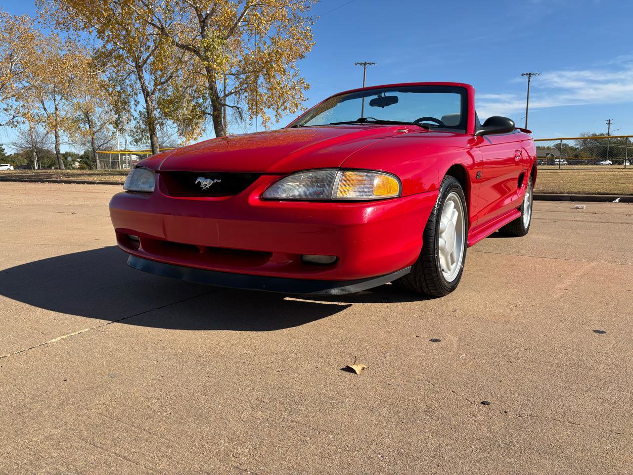 Used 1994 Ford Mustang GT RWD image 3