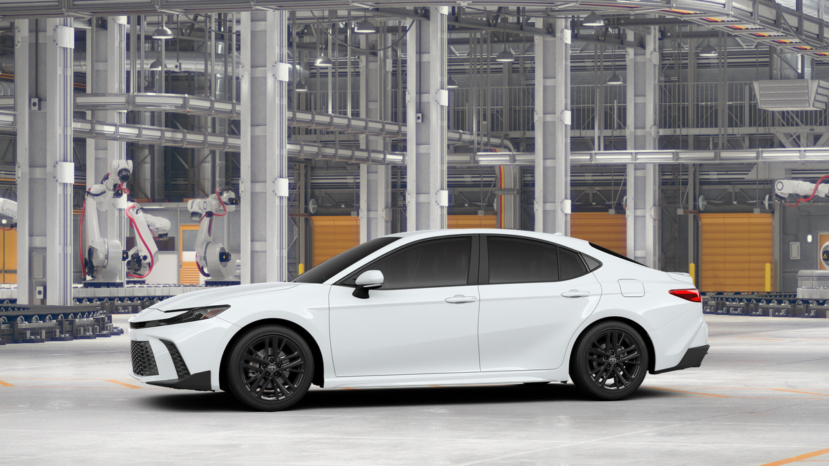 New 2026 Toyota Camry SE FWD image 5