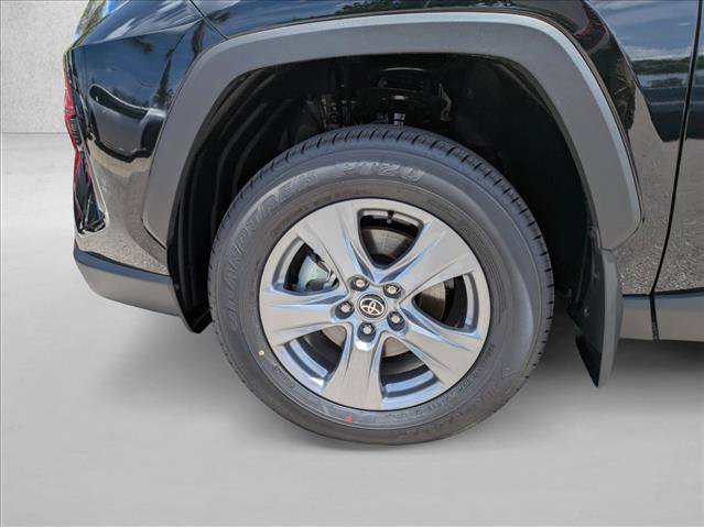 Used 2025 Toyota RAV4 XLE w/ Convenience Package FWD image 9