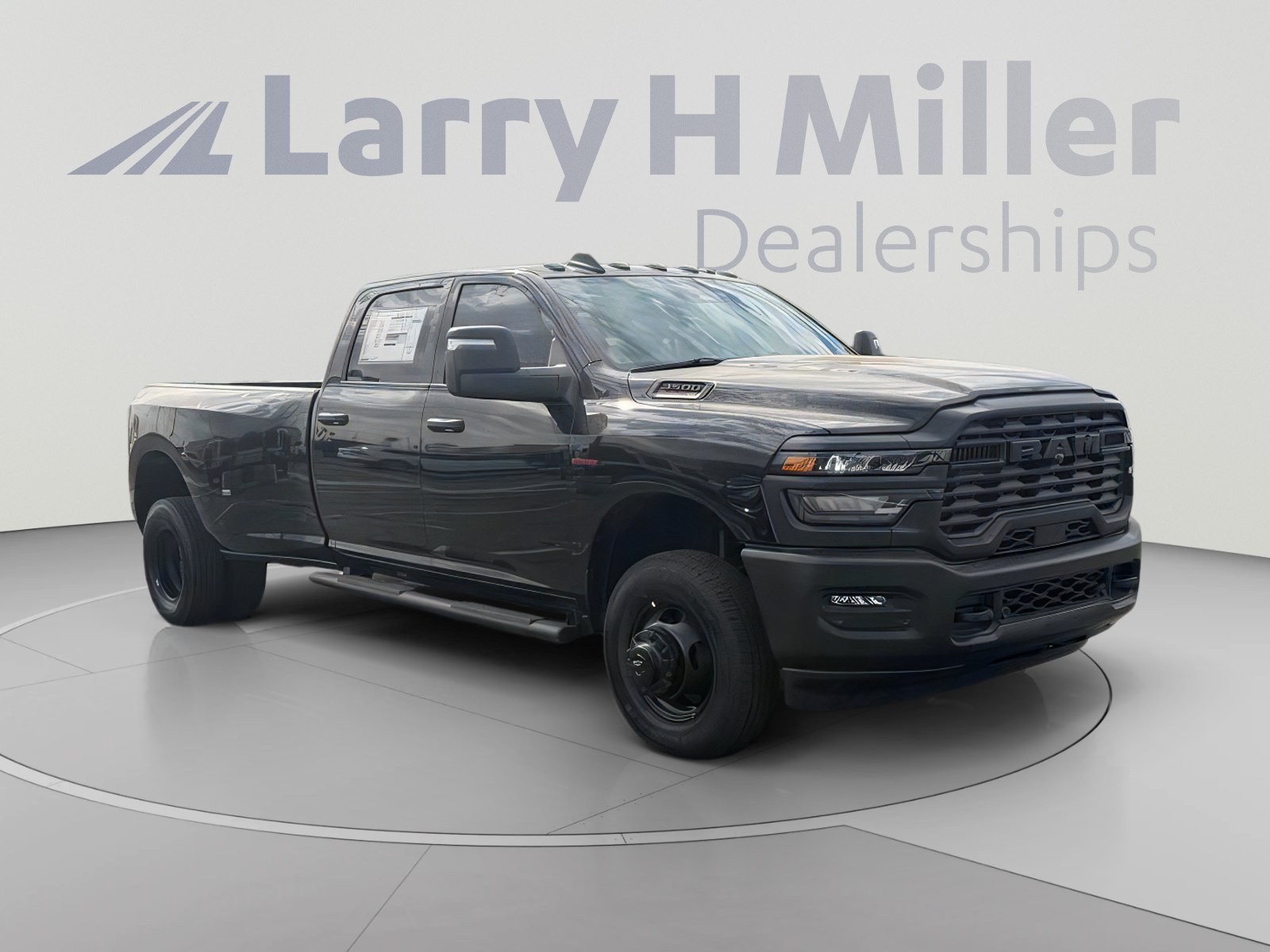 New 2026 RAM 3500 Tradesman AWD/4WD image 8