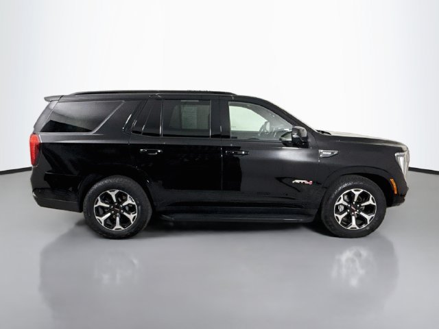 Used 2025 GMC Yukon AT4 w/ Premium Trailering Package AWD/4WD image 9