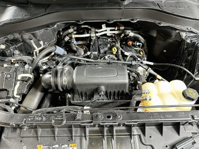 Used 2023 Ford Explorer XLT w/ Equipment Group 202A RWD image 24
