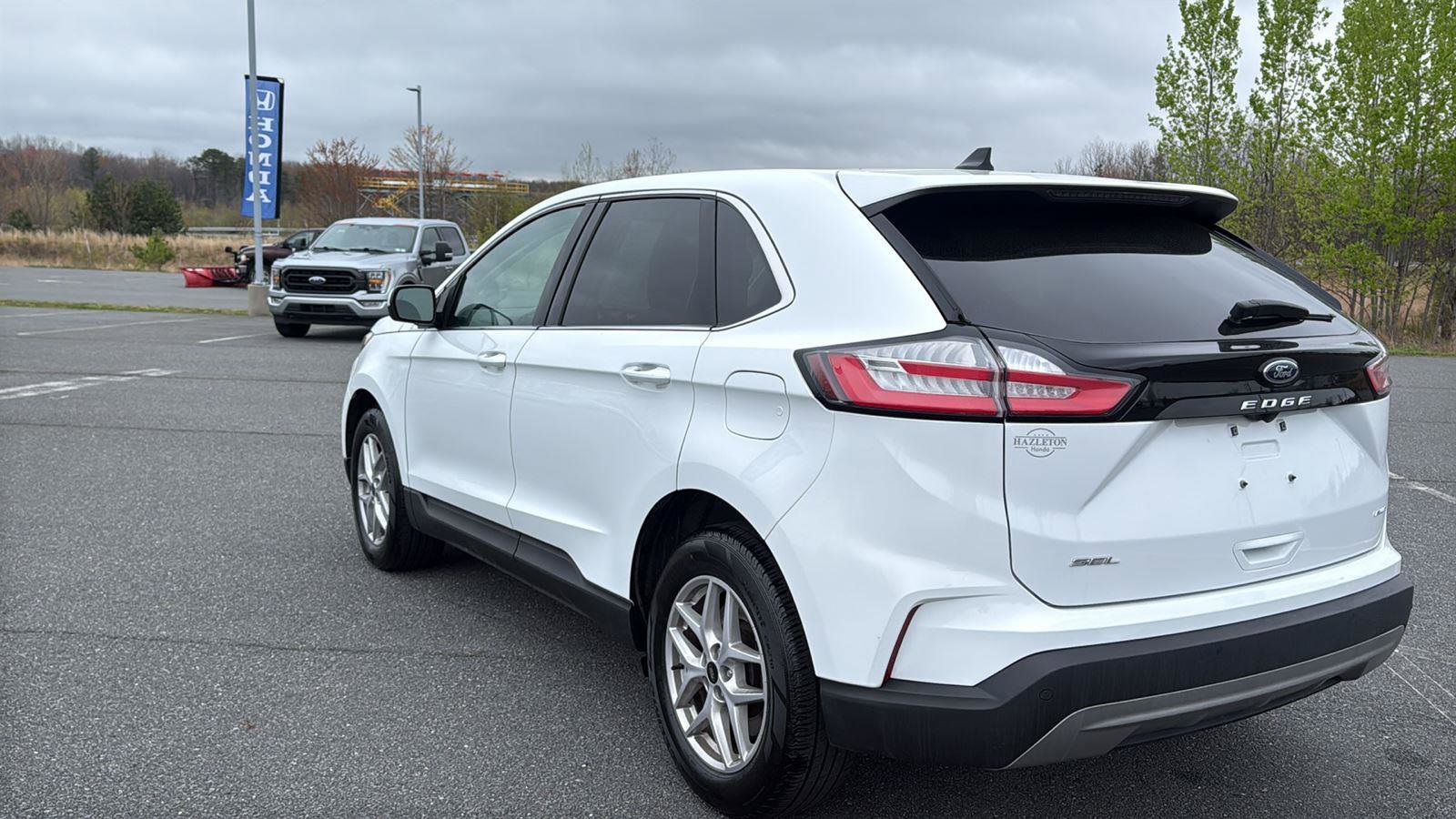 Used 2024 Ford Edge SEL AWD/4WD image 9