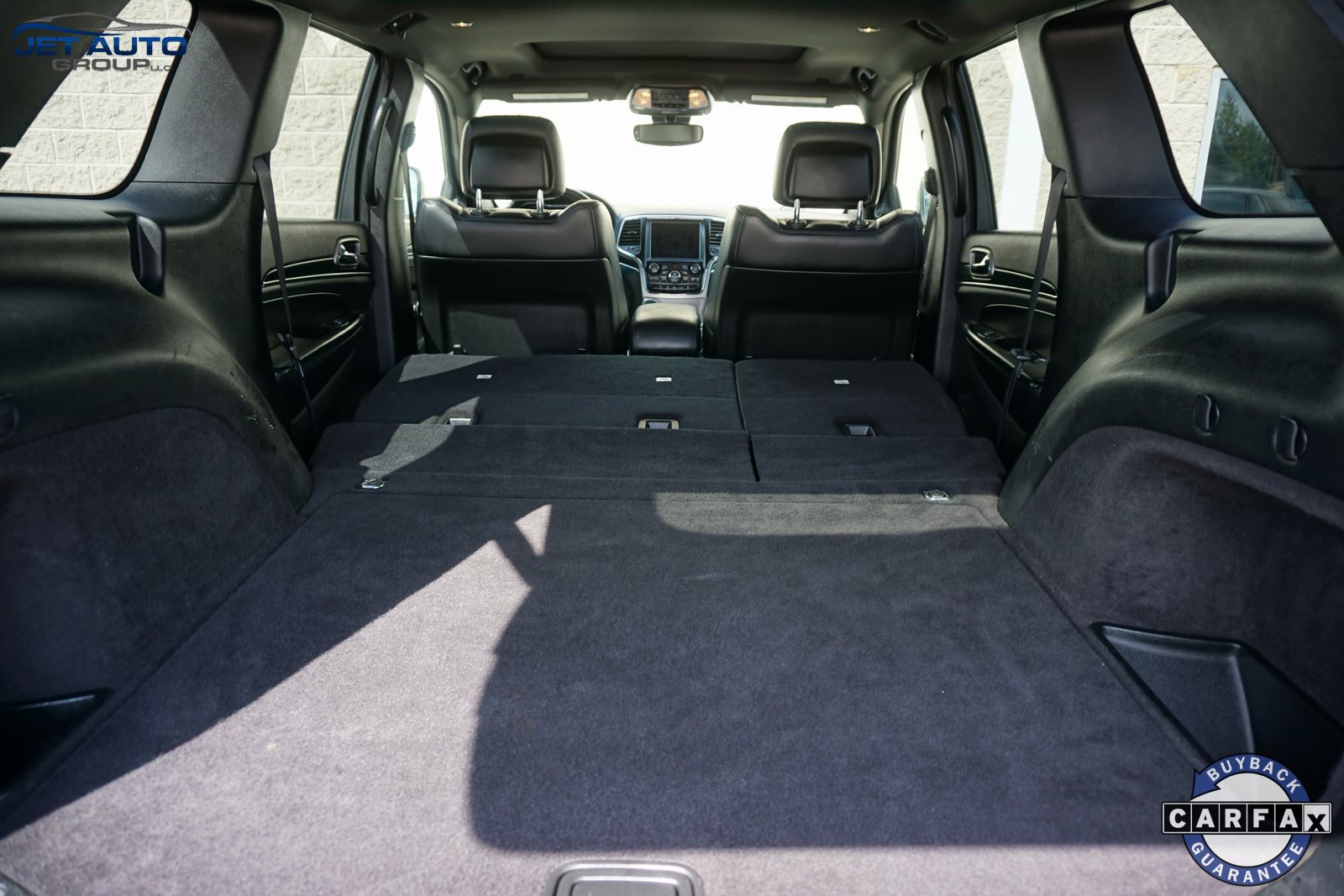 Used 2018 Jeep Grand Cherokee Limited image 19