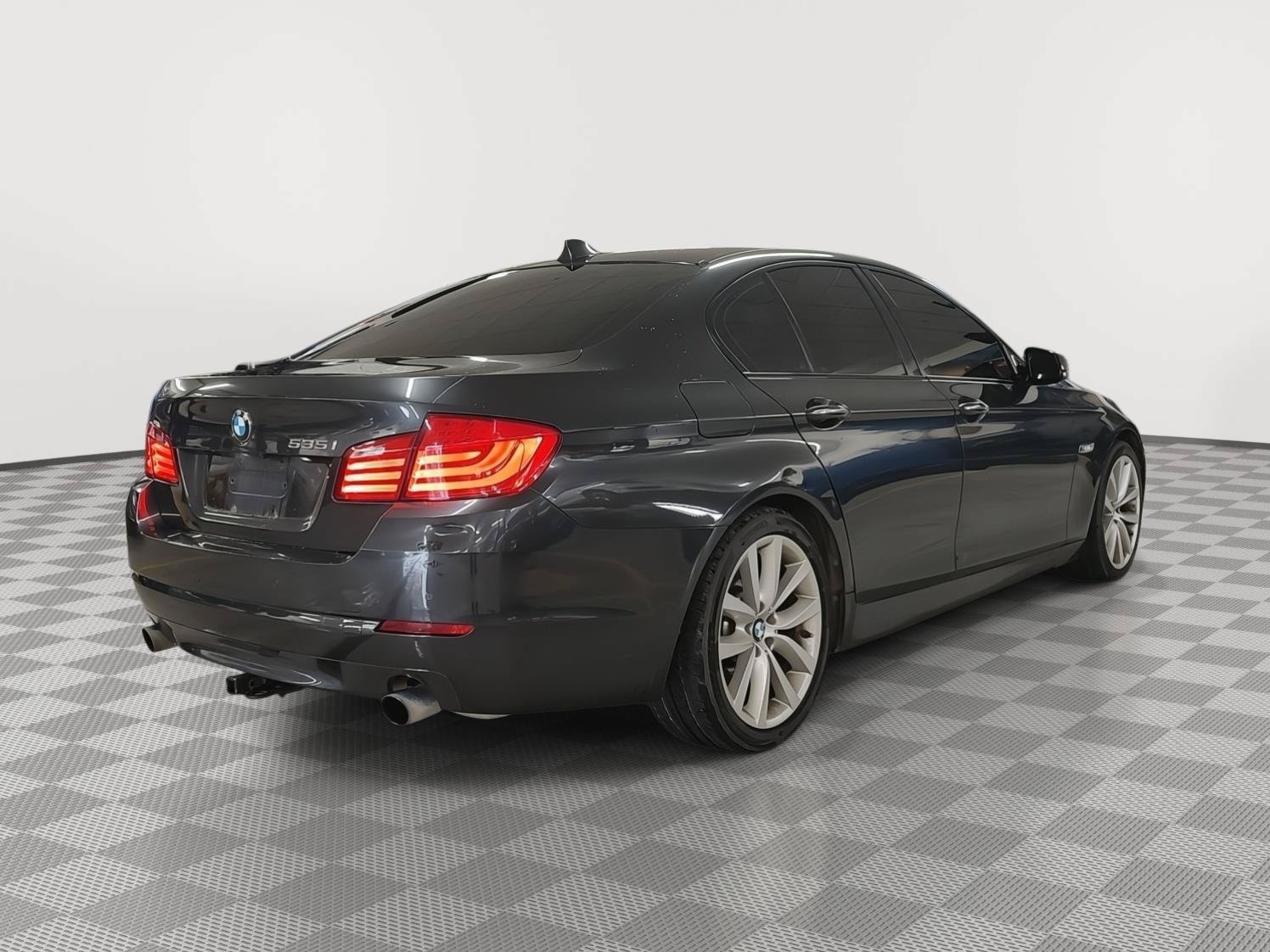 Used 2011 BMW 535i Sedan RWD image 27