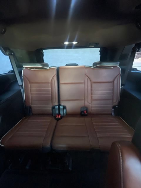 Used 2023 GMC Yukon Denali Ultimate AWD/4WD image 12