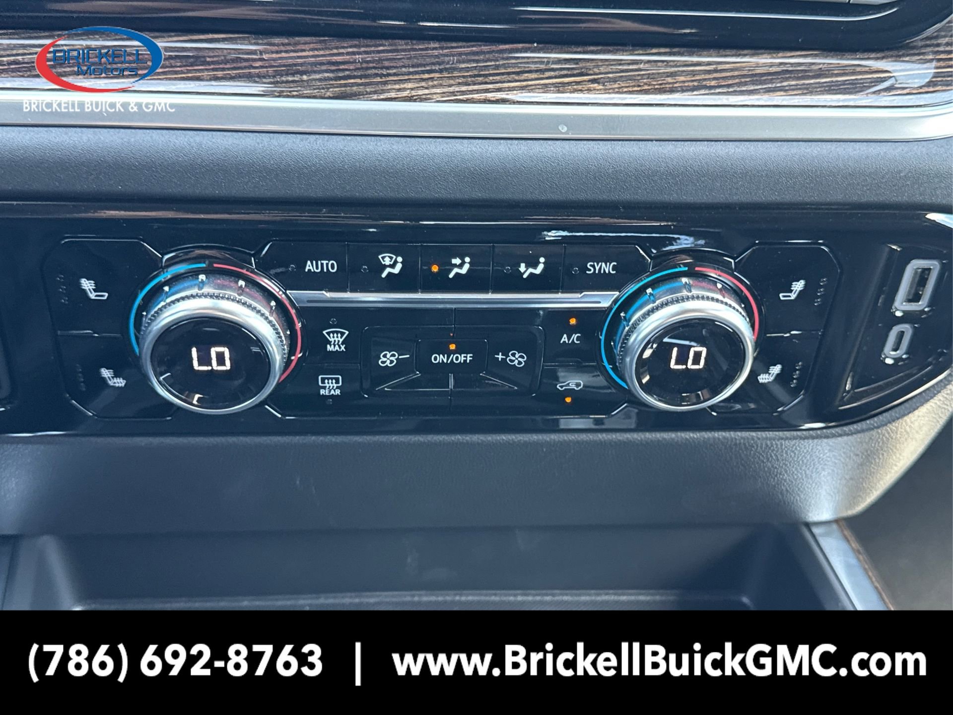 New 2025 GMC Sierra 1500 Elevation w/ Elevation Premium Package image 28