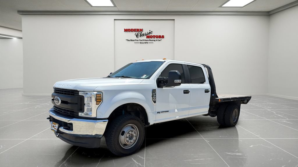 Used 2019 Ford F350 XL w/ Power Equipment Group AWD/4WD image 1