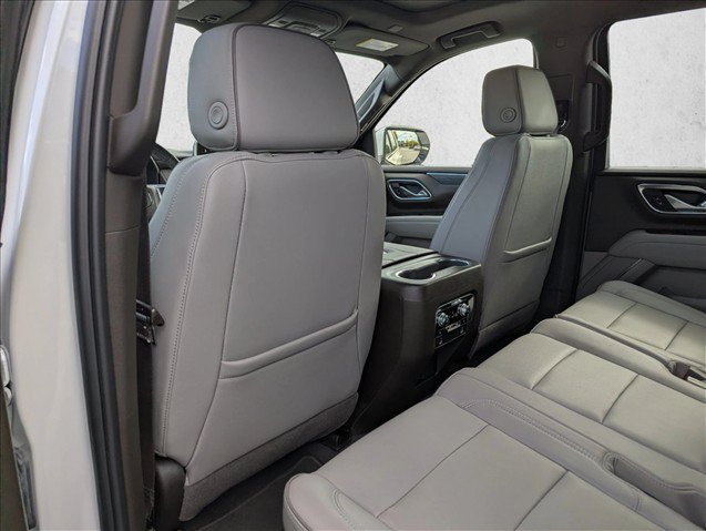 Used 2023 GMC Yukon SLT w/ SLT Premium Package AWD/4WD image 25