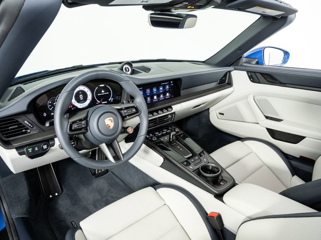 Certified 2026 Porsche 911 Targa 4 GTS image 4