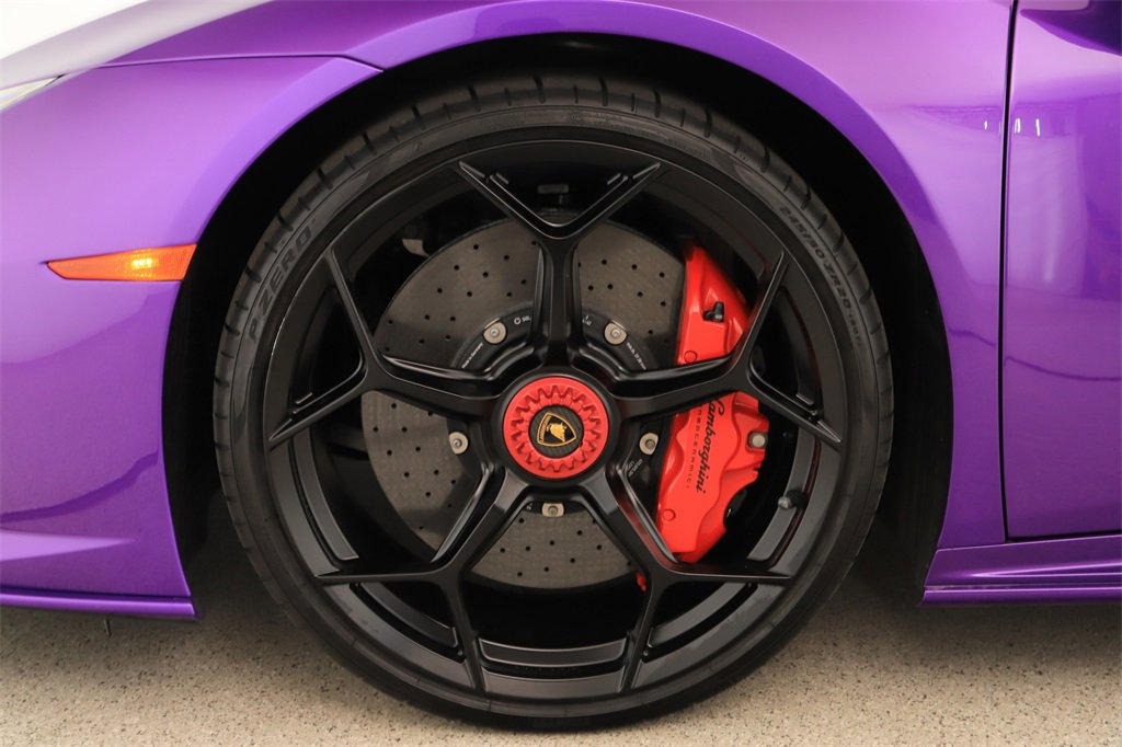 Used 2024 Lamborghini Huracan EVO image 27