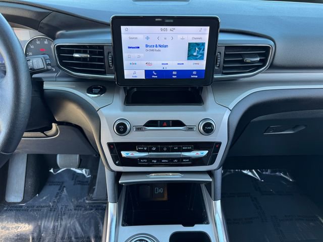 Used 2023 Ford Explorer XLT w/ Equipment Group 202A image 26