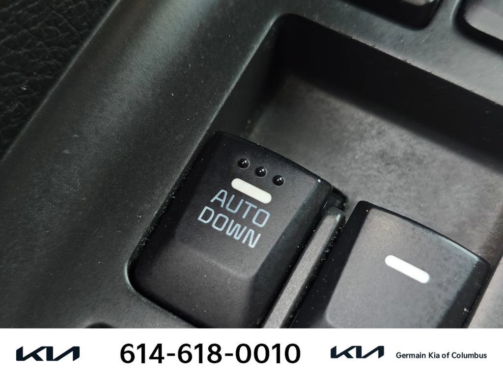 Used 2017 Kia Forte LX FWD image 33