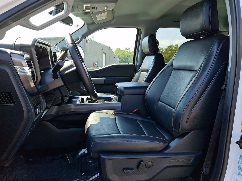 Used 2025 Ford F250 Lariat AWD/4WD image 14