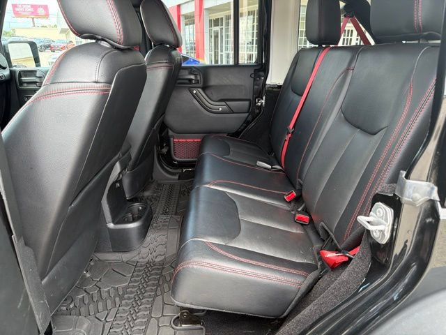 Used 2017 Jeep Wrangler Unlimited Rubicon AWD/4WD image 11