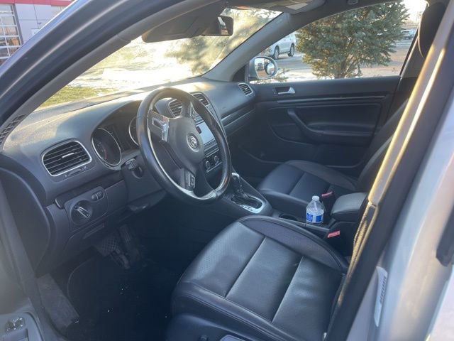 Used 2013 Volkswagen Jetta SportWagen image 6